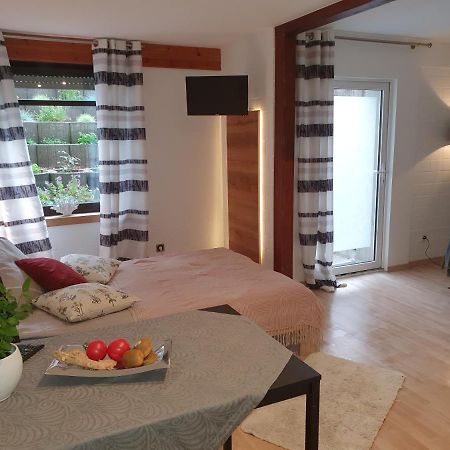 שטרלן Privat Apartaments , Eigene Eigang, Eigene Badezimmer, Und Eigene Kueche מראה חיצוני תמונה